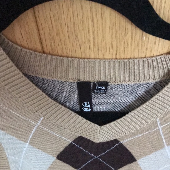 Garage sweater vest - Picture 2 of 3